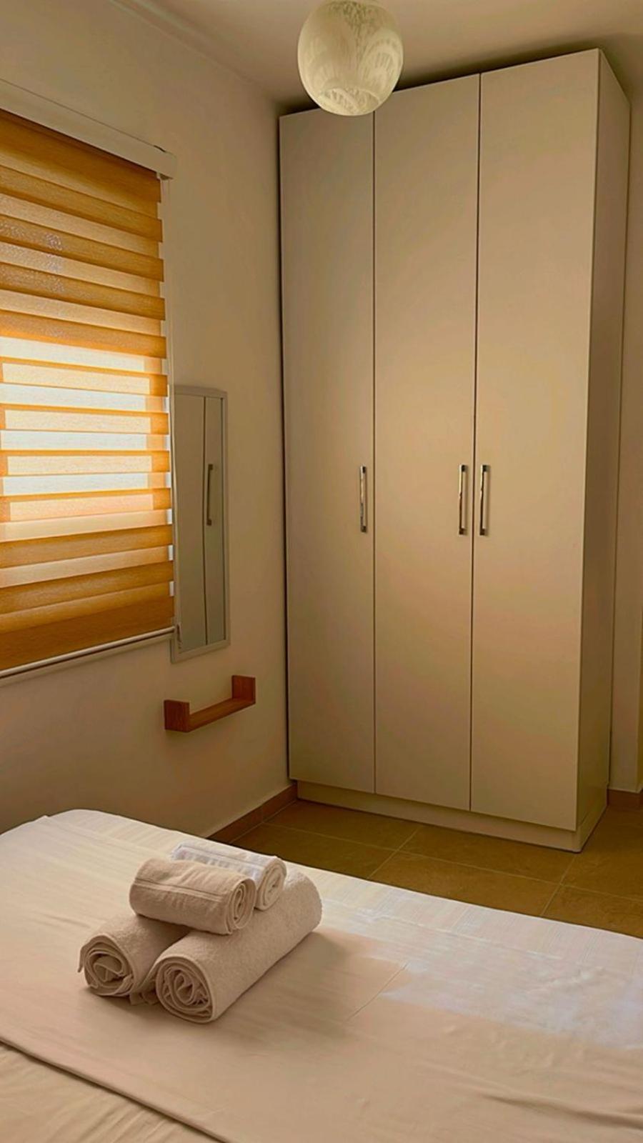 Vila Luani Vlorë Esterno foto