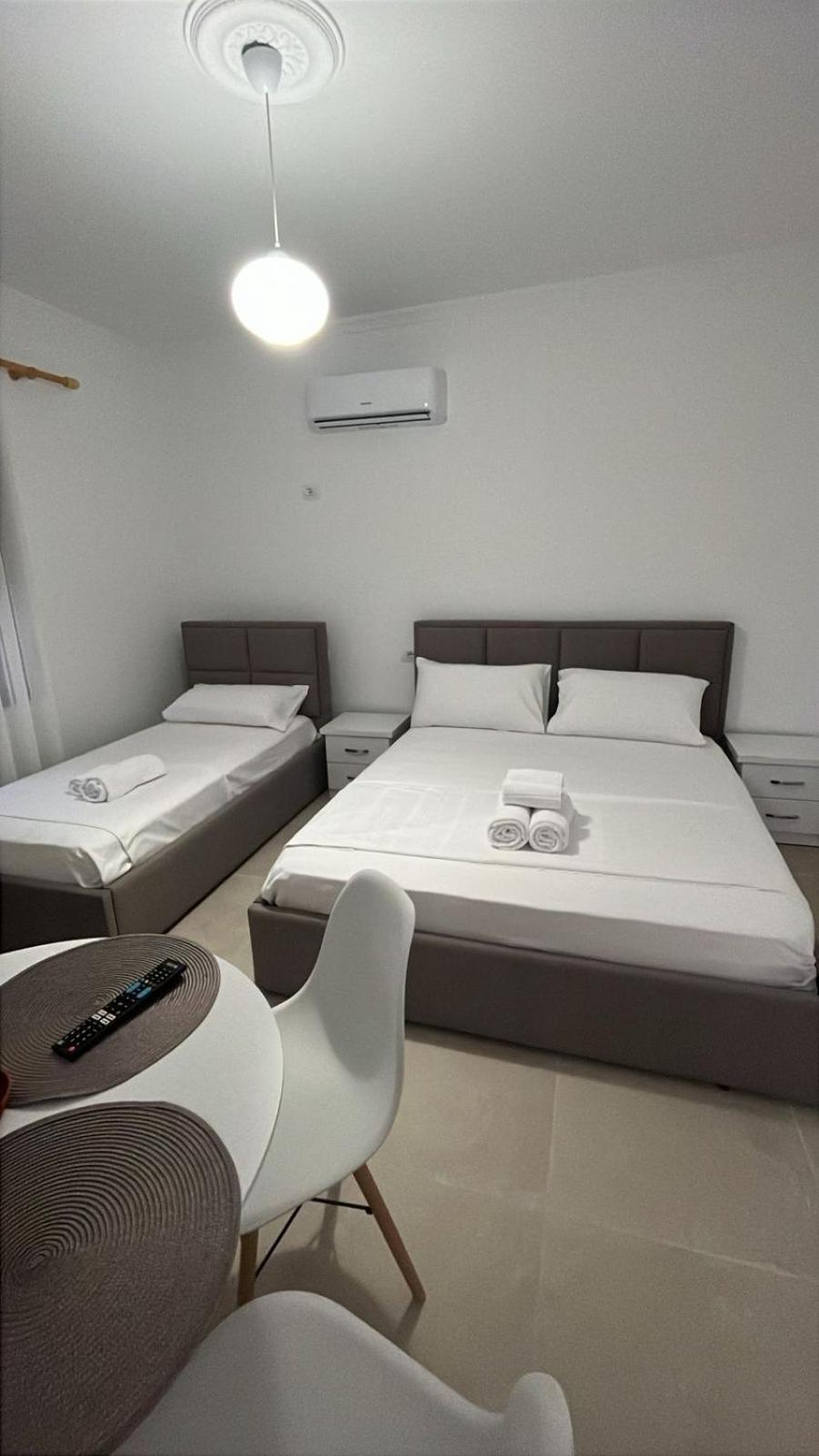 Vila Luani Vlorë Esterno foto
